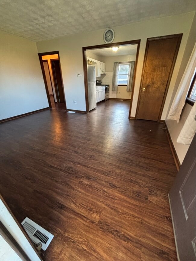 Sala de estar - 13096 Beaver Creek Rd Unidad 1