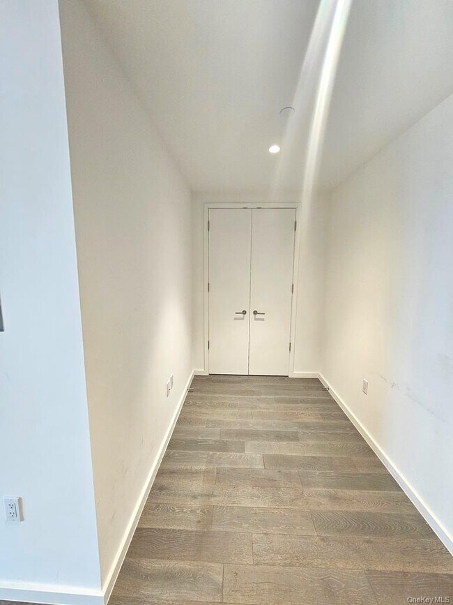 133-36 37th Ave Unit 5F