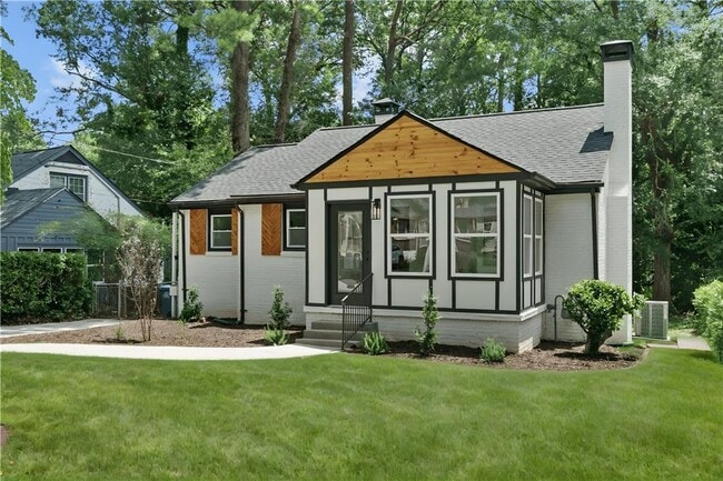 Photo - 1658 Altadena Pl SW