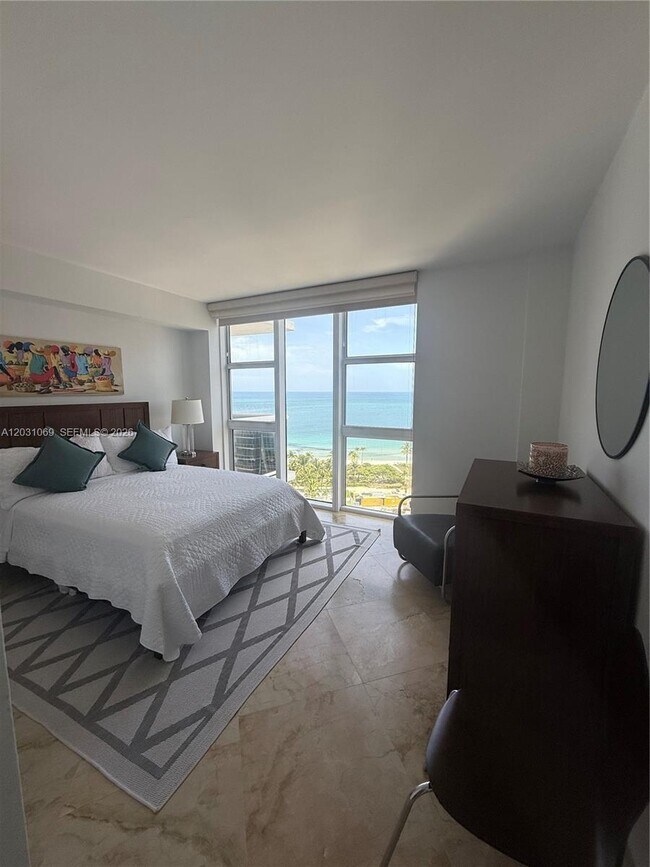 10275 Collins Ave Unit 1221