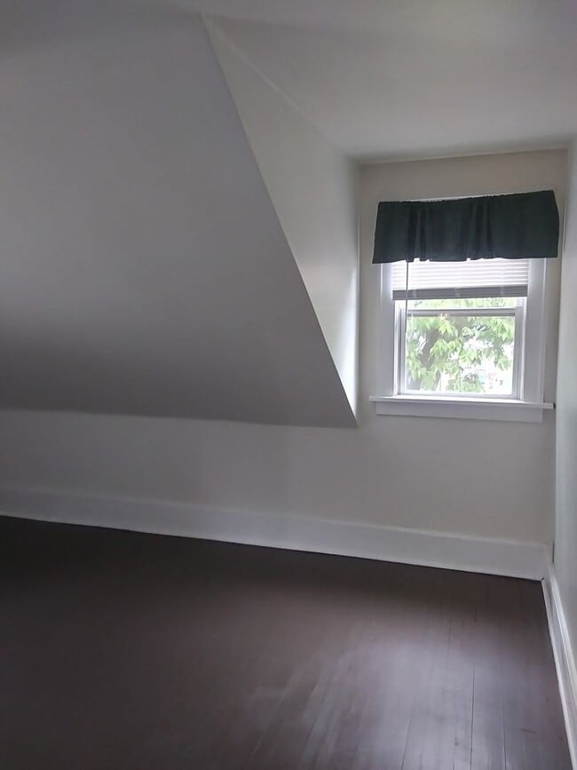 Photo - 713-713-713-712 13th Ave Unidad 713 1/2-13th Avenue