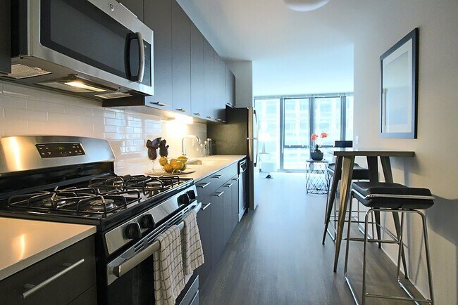 Photo - 617 N Wells St Unidad 1003