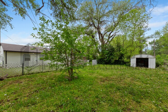 Photo - 1642 Denver Dr