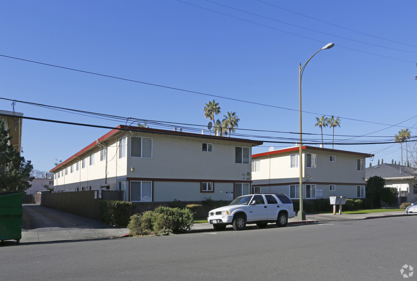 Photo - 1465-1475 Kerley Dr Apartments