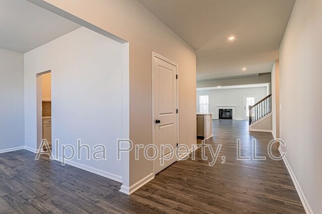 Photo - 131 Battery Creek Dr