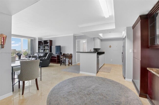 Photo - 99 SE Mizner Blvd Unit 821
