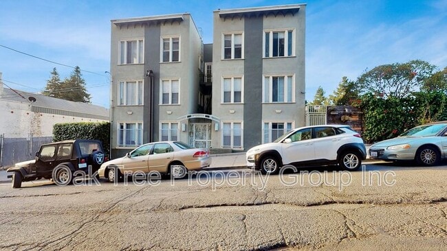 Building Photo - 547 24th St Rental