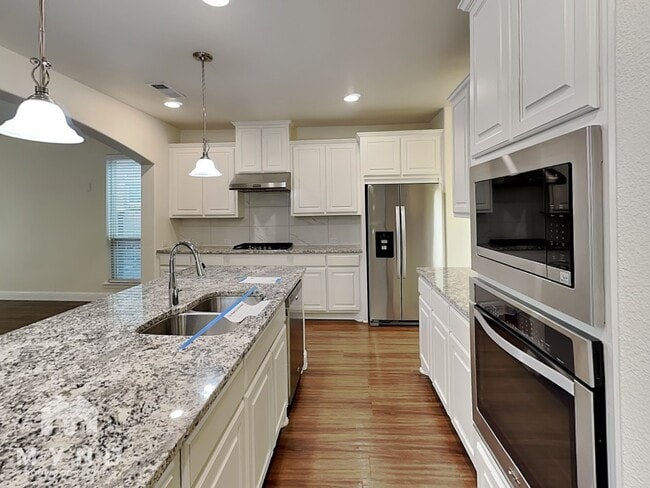 Photo - 3317 Damsel Sauvage Ln