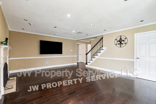 Photo - 3228 Lake Trail Dr