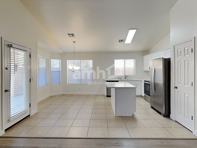 Photo - 12730 W Catalina Dr