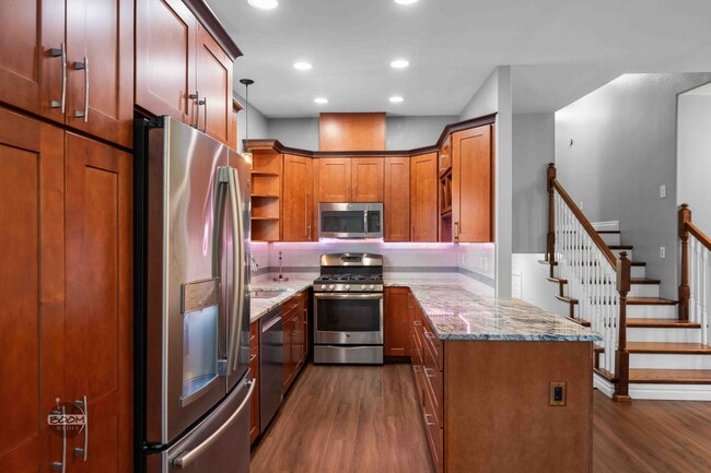 Photo - 12900 Troy St