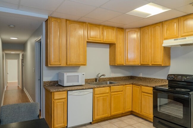 Photo - 2014-2016 N Charles St Unit THIRD FLOOR