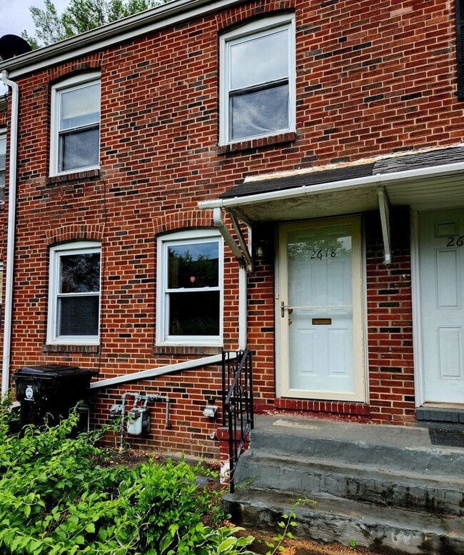 Photo - 2618 Waldo St