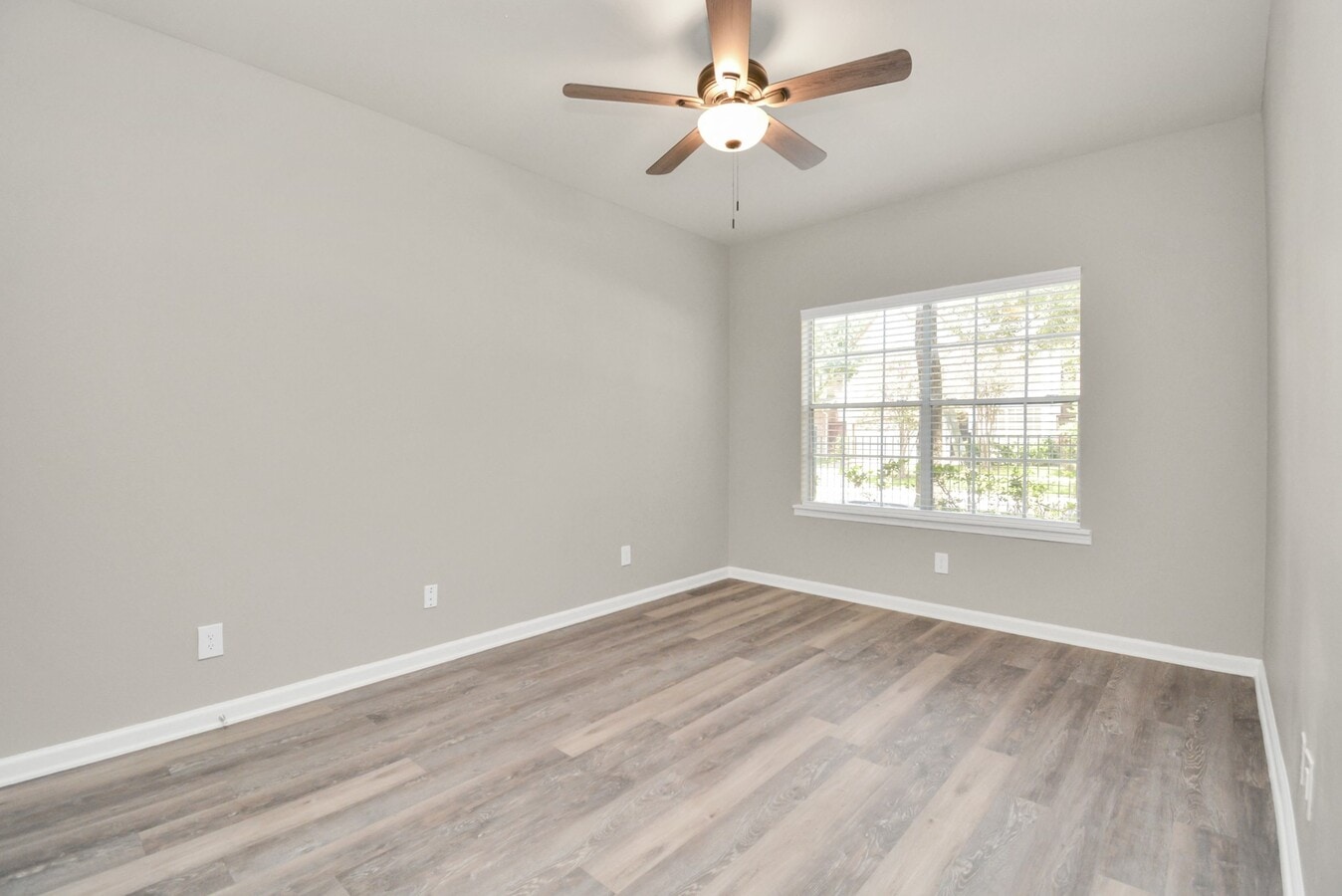 Photo - 2222 Maroneal St Unit 0214