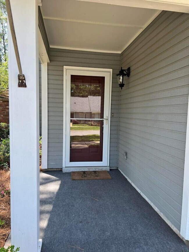 5900 Grelot Rd Unit 201