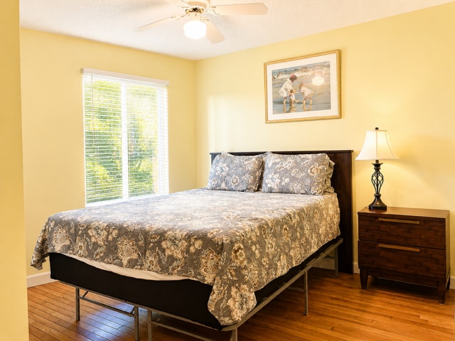 Photo - 111 S Oak Ct