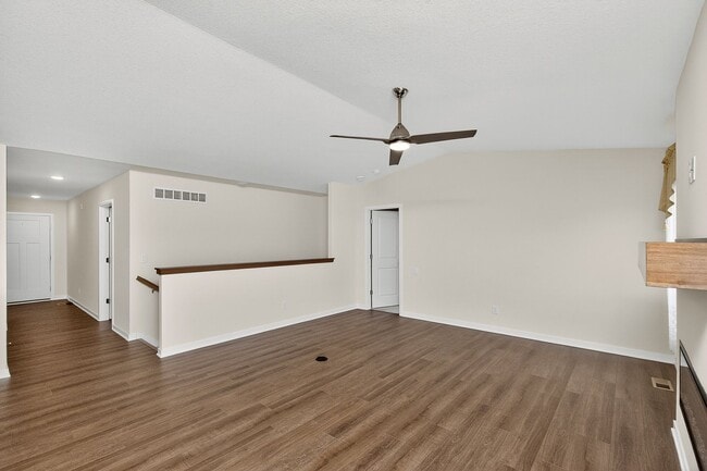 Photo - BEAUTIFUL CORNER LOT!! 3 Bedroom, 2 Bathroom Home in Des Moines!