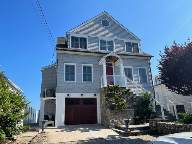 Building Photo - 146 Middle Beach Rd Rental