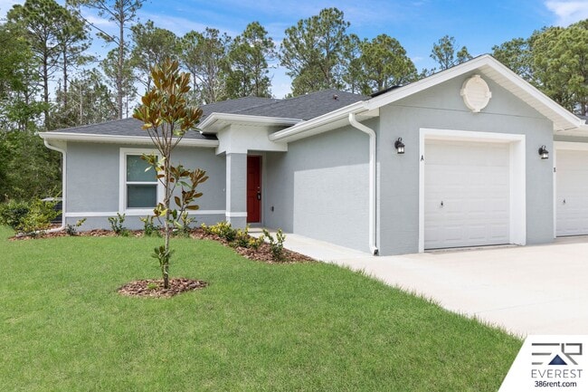 Building Photo - LIKE NEW 3/2/1 TOWNHOUSE IN BEAUTIFUL SEMINOLE WOODS