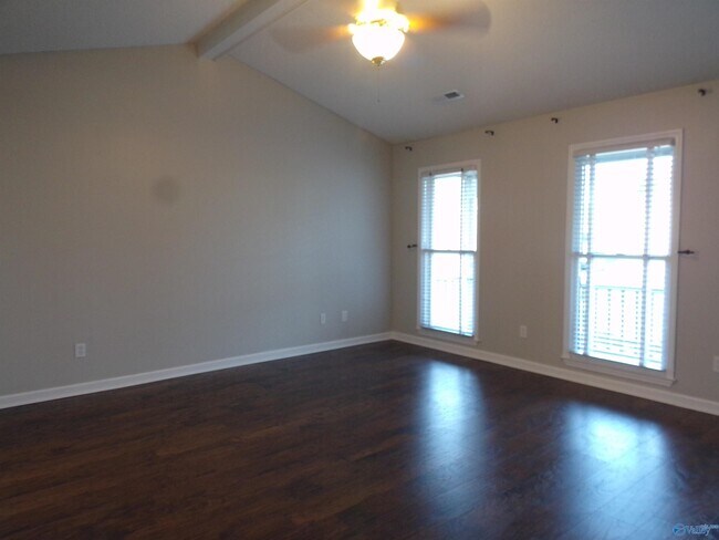 Photo - 100 Tess Cir