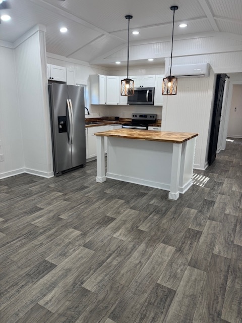 Photo - 1009 Co Rd 63