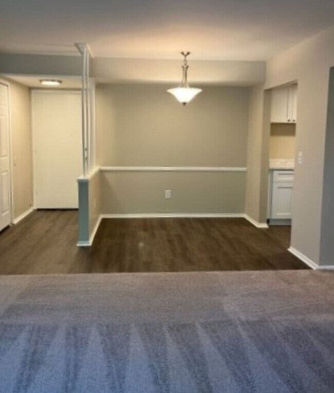 Photo - Charming, 2 bedroom/1 bath near Downtown Rochester! Unidad 841-03