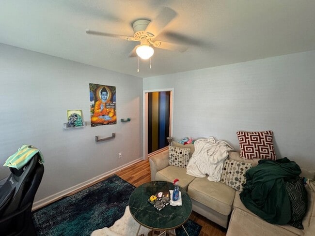 Photo - Beautiful 4 Bed, 2.5 Bath Home in Holly Sp...