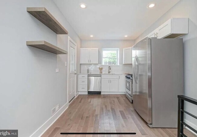 Photo - 1917 Pierce St