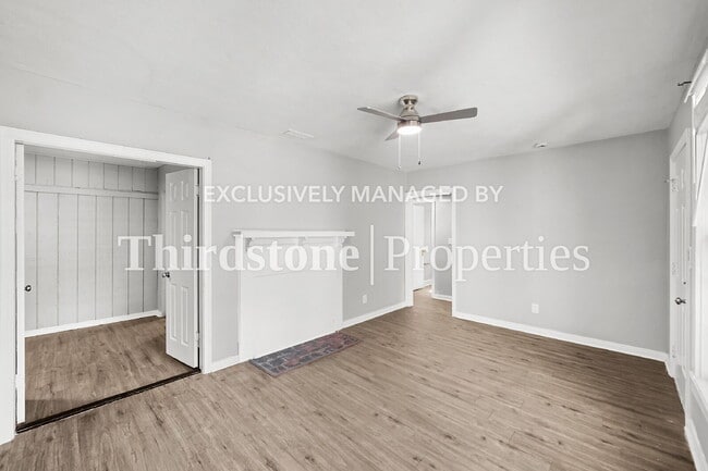 Photo - 5204 Astral St