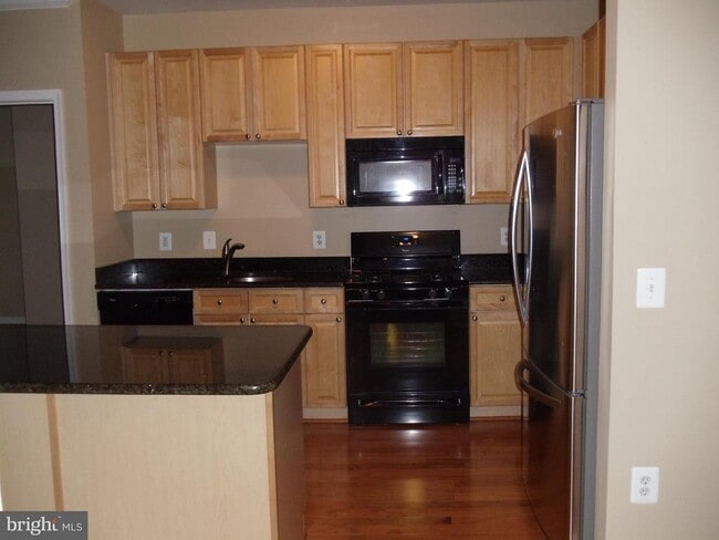 Photo - 9480 Virginia Center Blvd Unidad 320