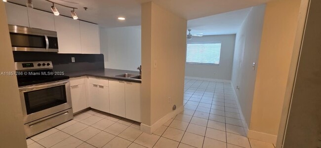 Photo - 55 E 4th St Unit 104