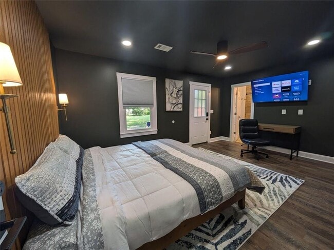 Photo - 122 Malone Dr