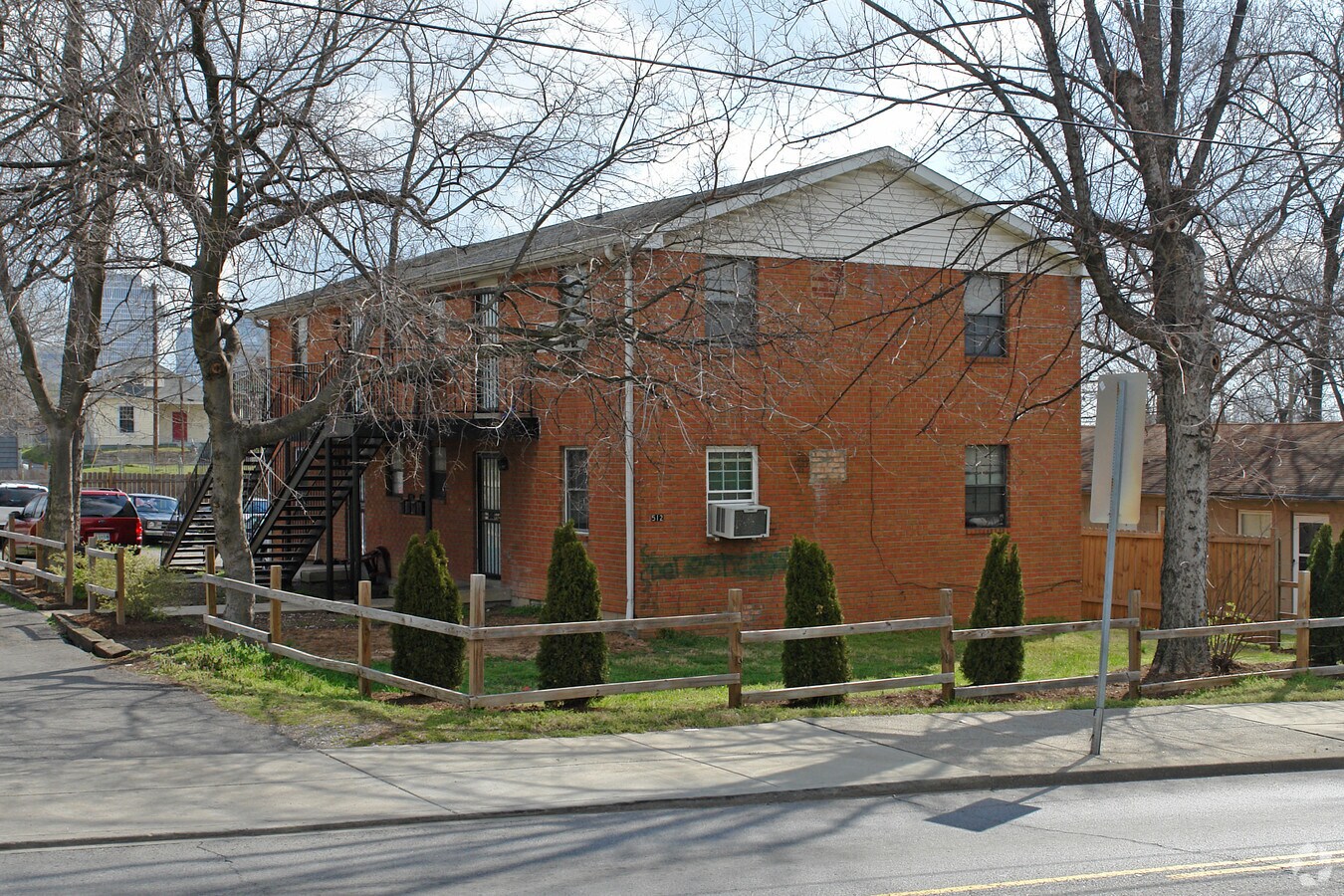 Photo - 512 Dr Db Todd Jr Blvd Apartments