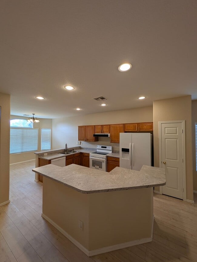 Photo - AVAILABLE NOW IN SAN TAN RANCH GILBERT!!!!