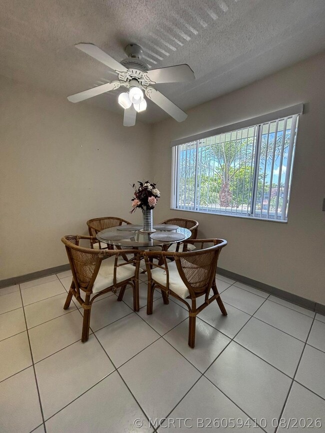 Photo - 3000 Springdale Blvd Unit 316