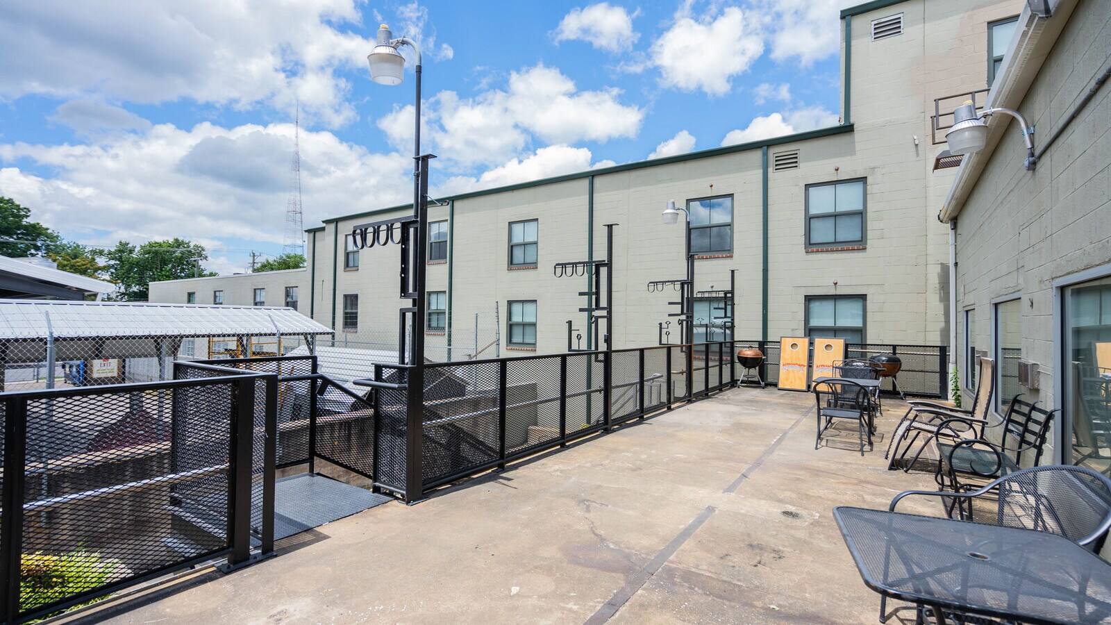 Photo - The Altamont