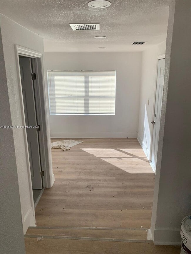 Photo - 2424 NW 44th St