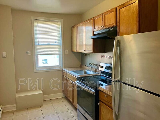 Photo - 1705 Bridge St Unit 2nd Floor