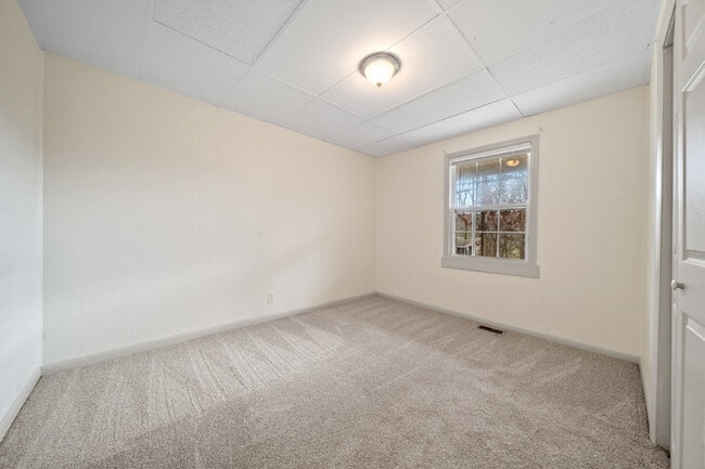 Photo - 150 Lawton Rd