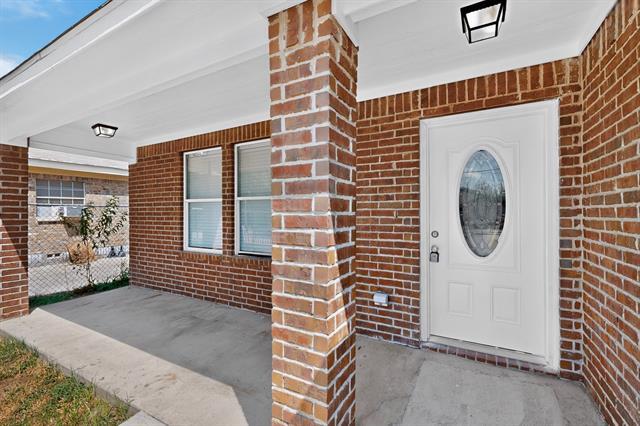 1512 Rowan Ave