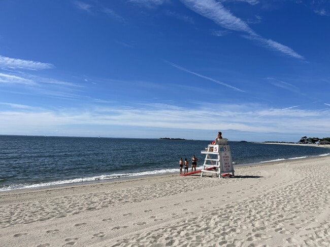 Photo - 29 Soundview Dr