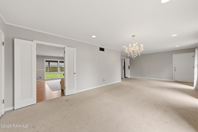 Photo - 308 Brentwood Blvd