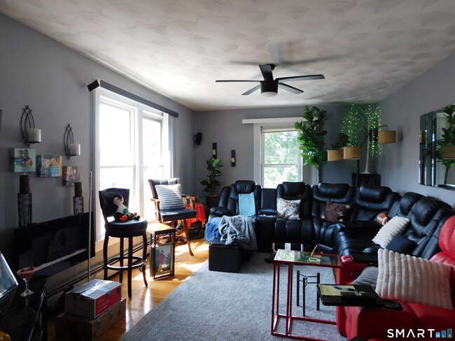 Photo - 451 Circular Ave Unit 2