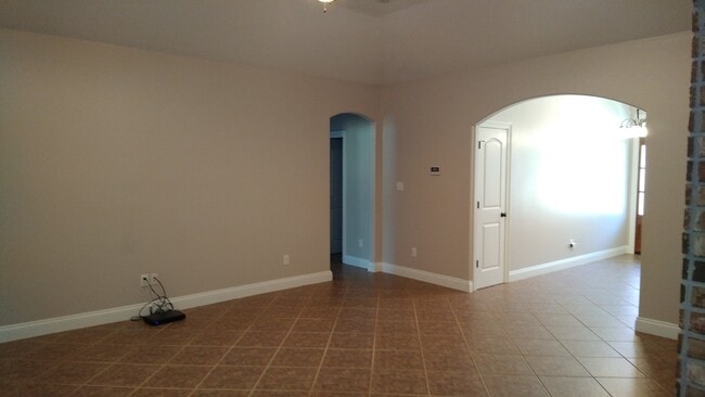 Photo - 3656 Belview Rd