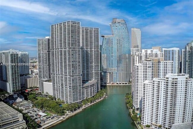 Building Photo - 495 Brickell Ave Unit 495 Brickell Ave  2103