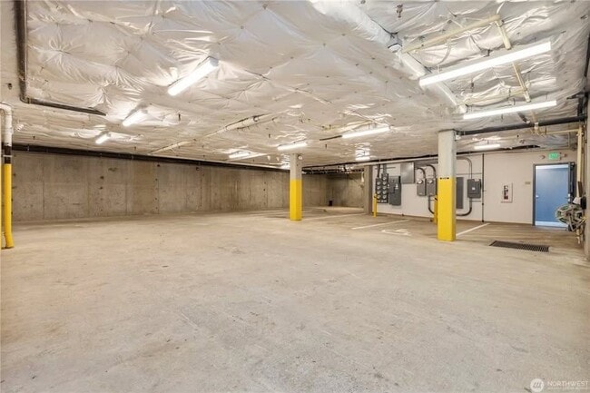 Photo - 1709 Harbor Ave SW Unit 302