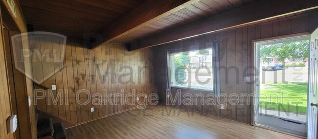 Photo - 1531 Spruce Ave