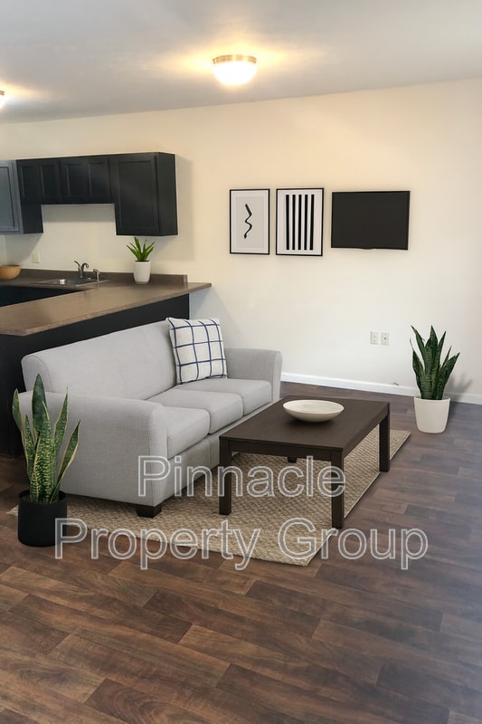 Photo - 7209 Maple Valley Rd