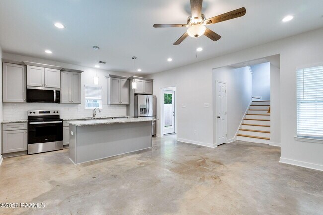 204 Romero St