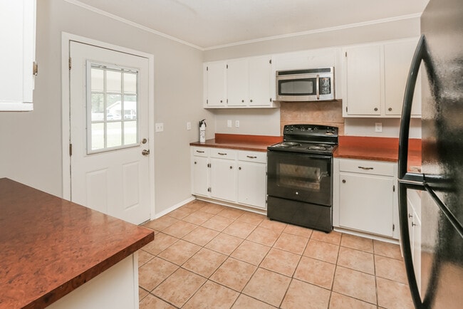 Photo - 103 Springridge Dr